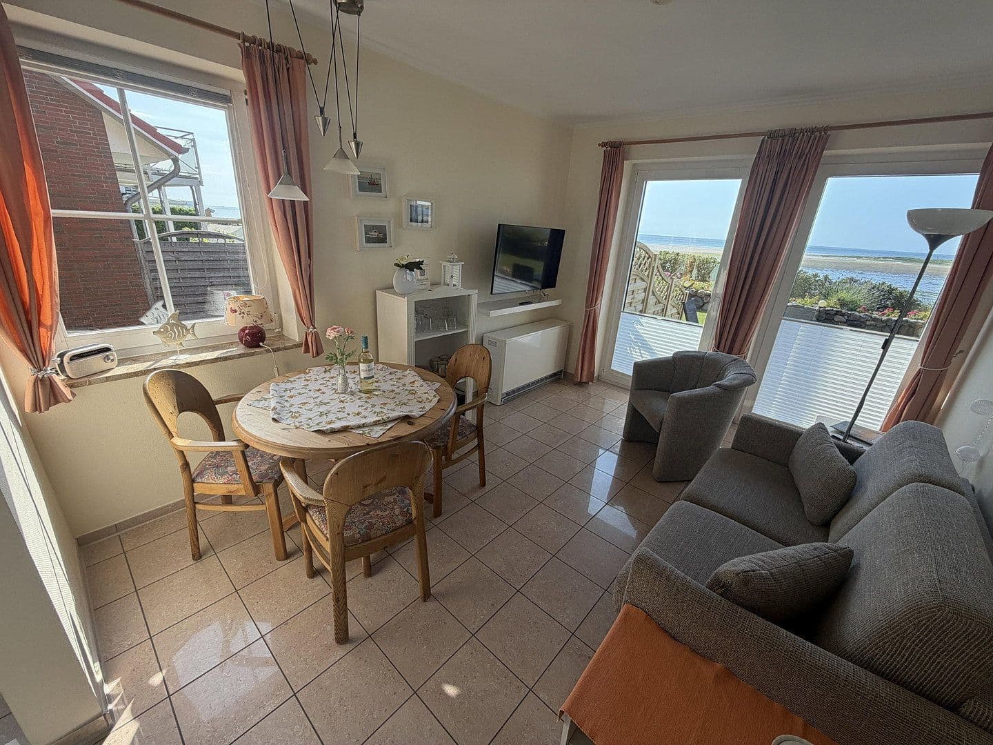 Predaj domu 165 m², pozemok 394 m², Nebel, Šlezvicko-Holštajnsko Predaj domu 165 m², pozemok 394 m², Nebel, Šlezvicko-Holštajnsko