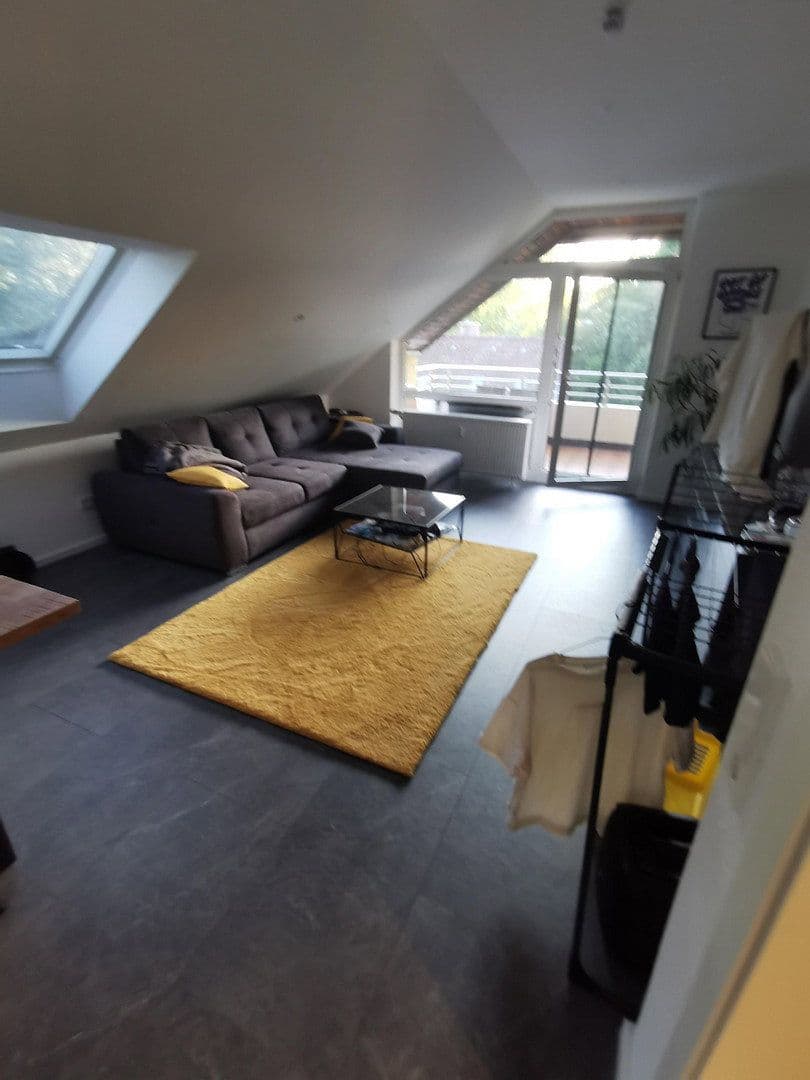 Prenájom bytu 2-izbový 57 m², Leinfelden-Echterdingen, Bádensko-Wurttembersko Prenájom bytu 2-izbový 57 m², Leinfelden-Echterdingen, Bádensko-Wurttembersko