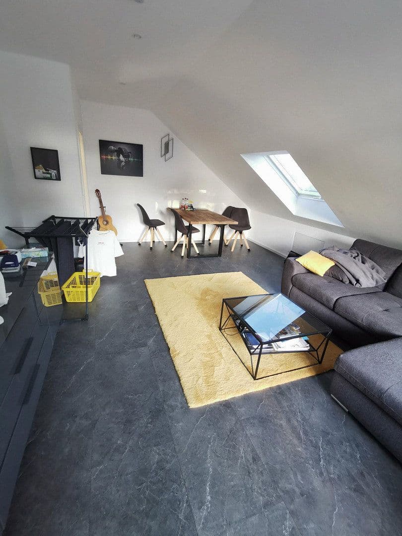 Prenájom bytu 2-izbový 57 m², Leinfelden-Echterdingen, Bádensko-Wurttembersko Prenájom bytu 2-izbový 57 m², Leinfelden-Echterdingen, Bádensko-Wurttembersko