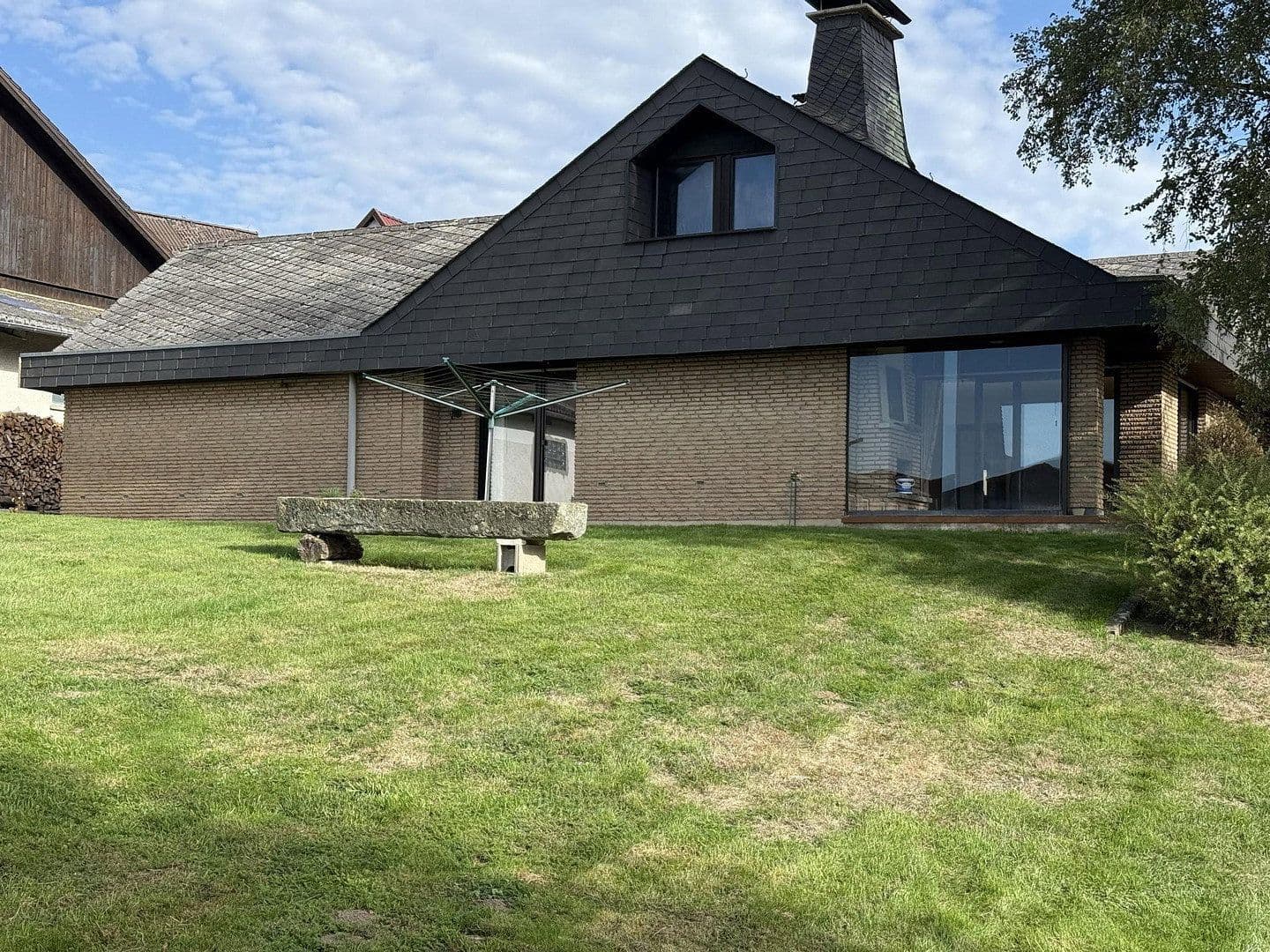 Prenájom domu 145 m², pozemok 650 m², Neuenrader Straße 27, Balve, Severné Porýnie - Westfálsko Prenájom domu 145 m², pozemok 650 m², Neuenrader Straße 27, Balve, Severné Porýnie - Westfálsko
