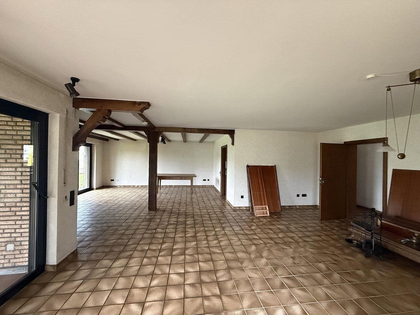 Prenájom domu 145 m², pozemok 650 m², Neuenrader Straße 27, Balve, Severné Porýnie - Westfálsko Prenájom domu 145 m², pozemok 650 m², Neuenrader Straße 27, Balve, Severné Porýnie - Westfálsko