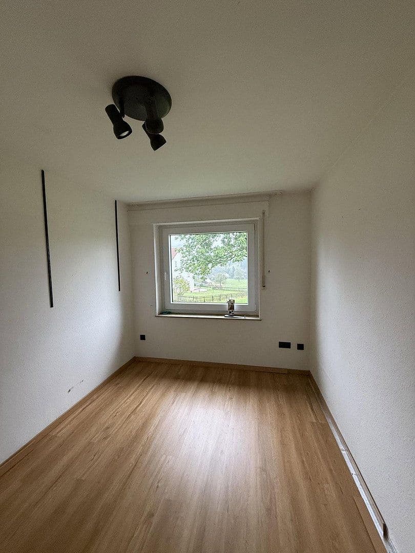 Prenájom domu 145 m², pozemok 650 m², Neuenrader Straße 27, Balve, Severné Porýnie - Westfálsko Prenájom domu 145 m², pozemok 650 m², Neuenrader Straße 27, Balve, Severné Porýnie - Westfálsko