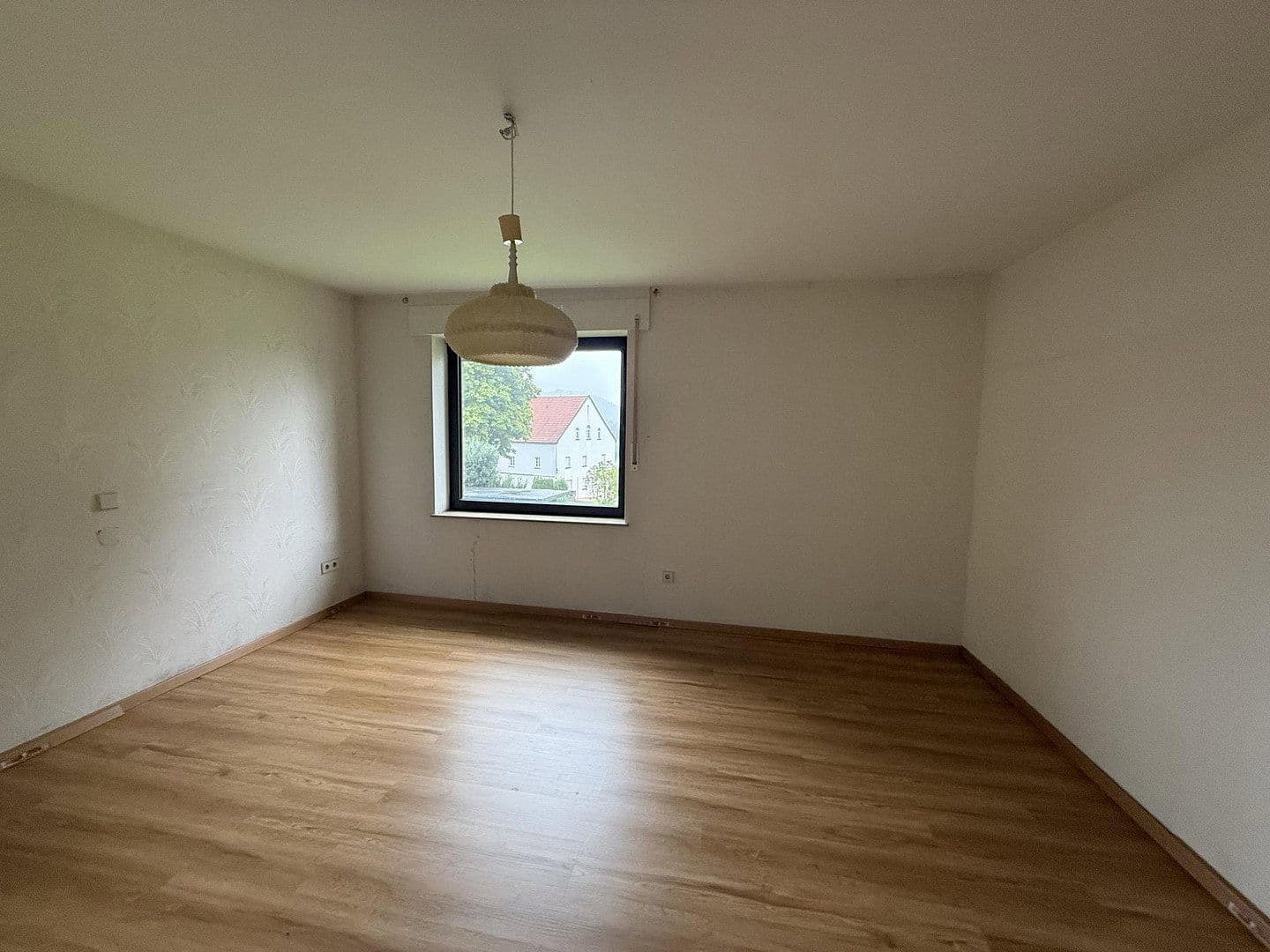 Prenájom domu 145 m², pozemok 650 m², Neuenrader Straße 27, Balve, Severné Porýnie - Westfálsko Prenájom domu 145 m², pozemok 650 m², Neuenrader Straße 27, Balve, Severné Porýnie - Westfálsko