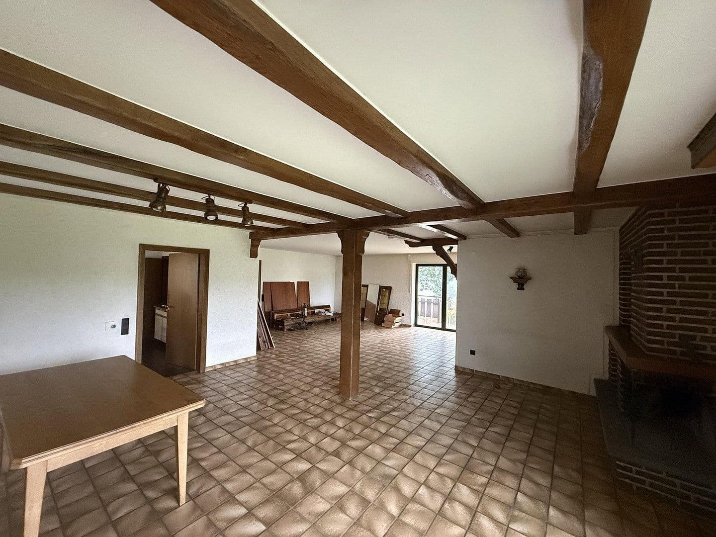 Prenájom domu 145 m², pozemok 650 m², Neuenrader Straße 27, Balve, Severné Porýnie - Westfálsko Prenájom domu 145 m², pozemok 650 m², Neuenrader Straße 27, Balve, Severné Porýnie - Westfálsko