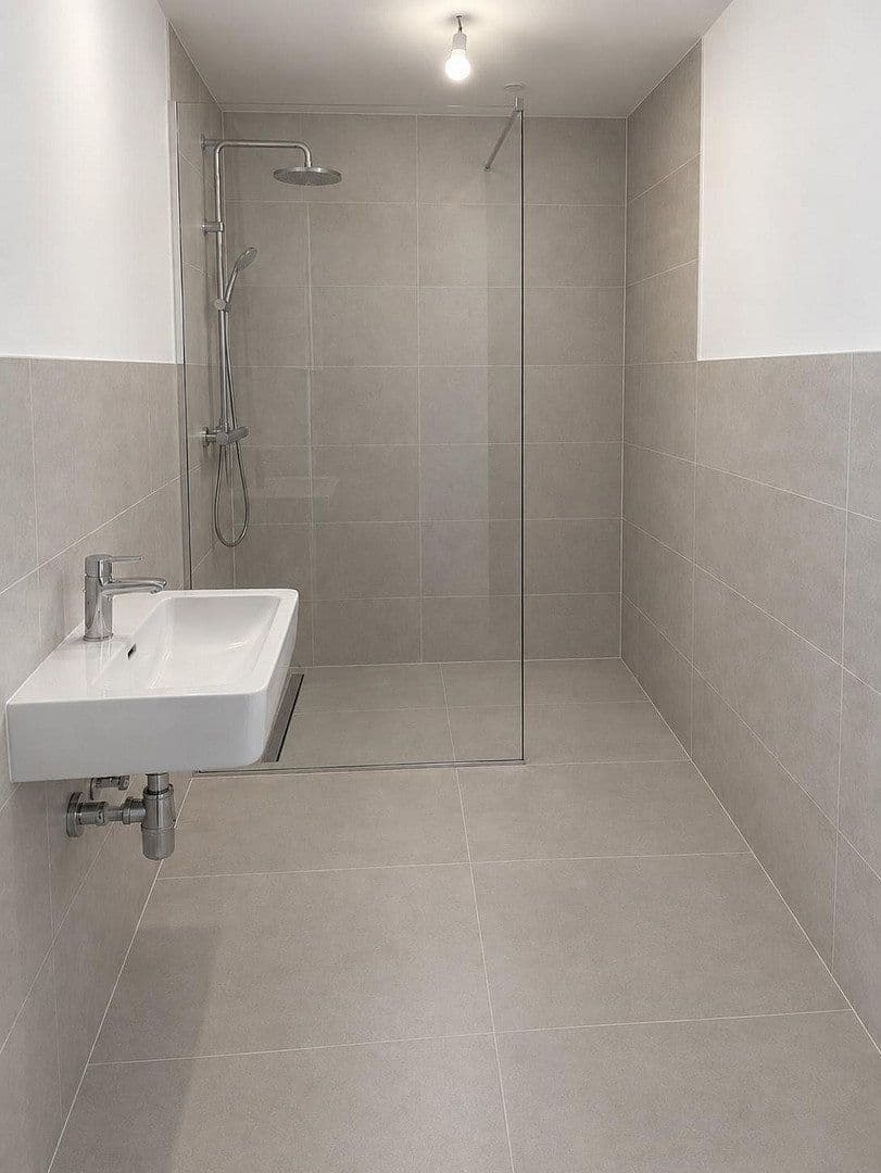 Prenájom bytu 3-izbový 80 m², München, Bavorsko Prenájom bytu 3-izbový 80 m², München, Bavorsko
