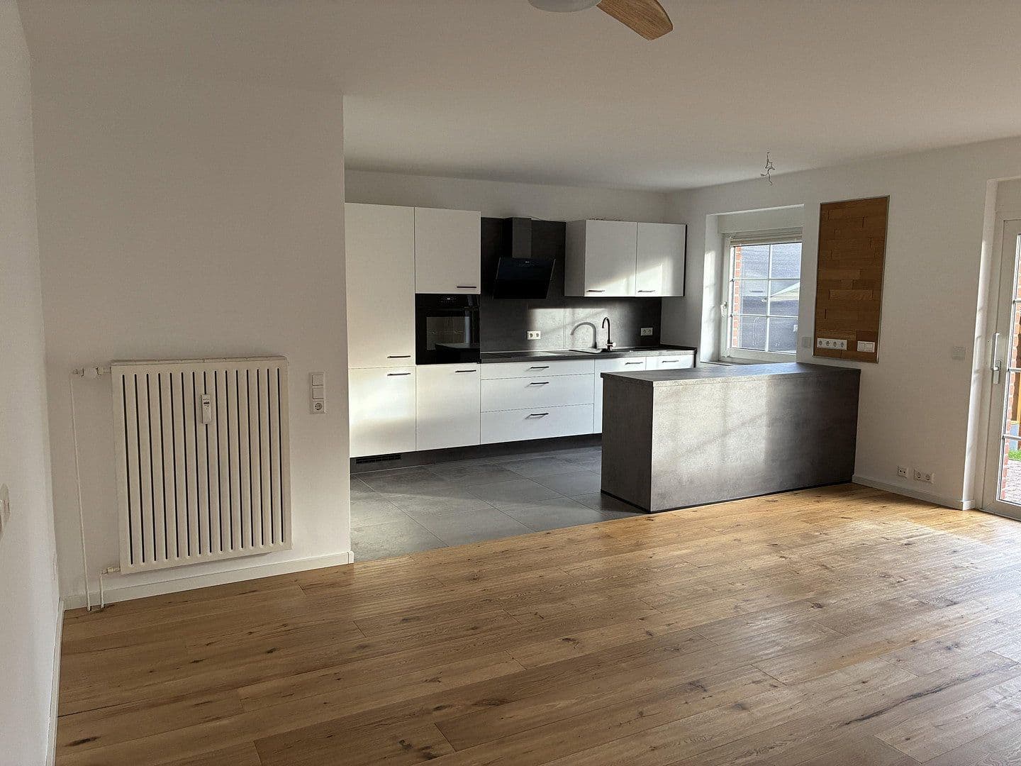 Predaj bytu 2-izbový 60 m², Wolfsburg, Dolné Sasko Predaj bytu 2-izbový 60 m², Wolfsburg, Dolné Sasko