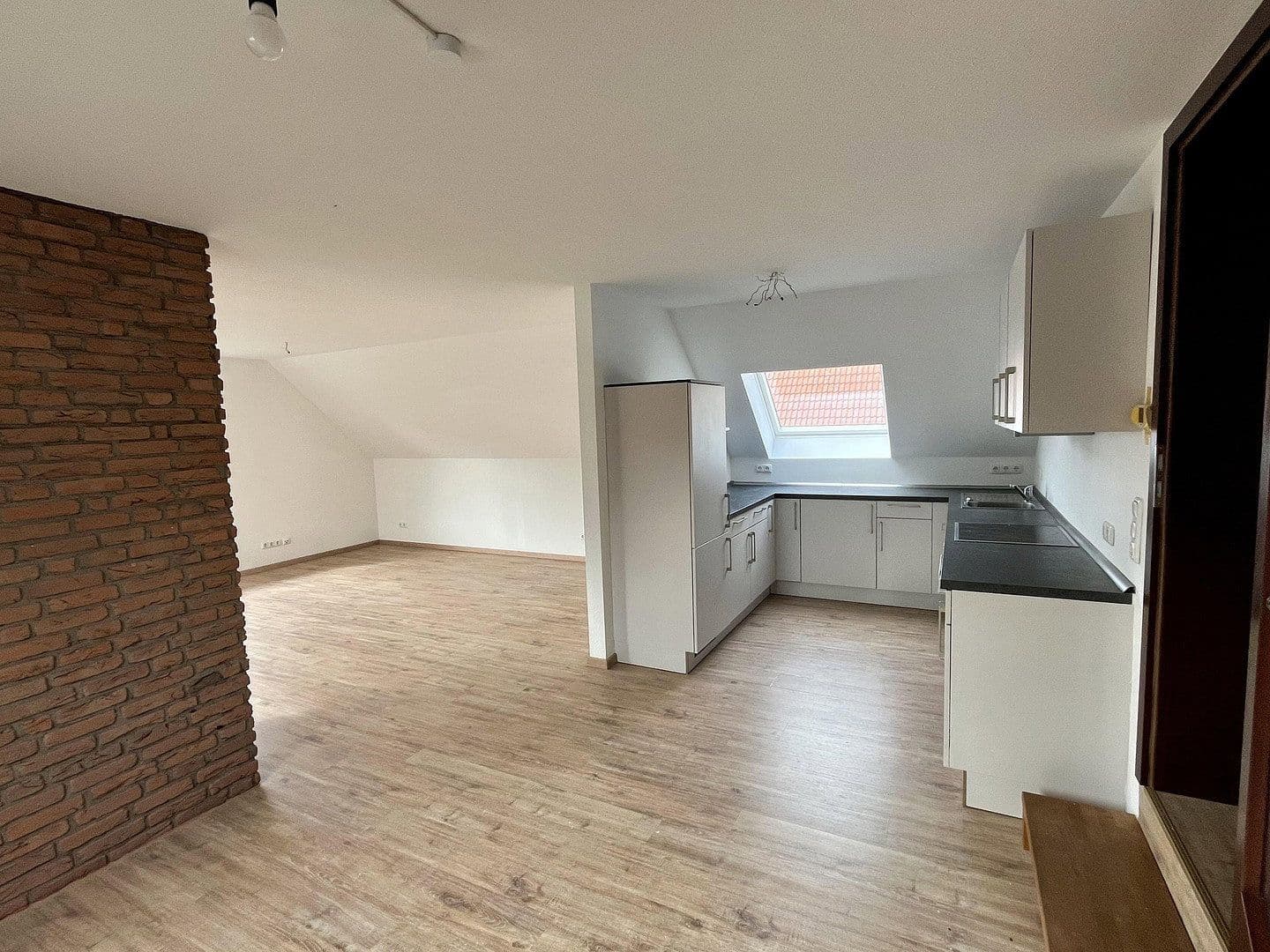 Prenájom bytu 4-izbový 91 m², Missionsweg 7, Seevetal, Dolné Sasko Prenájom bytu 4-izbový 91 m², Missionsweg 7, Seevetal, Dolné Sasko