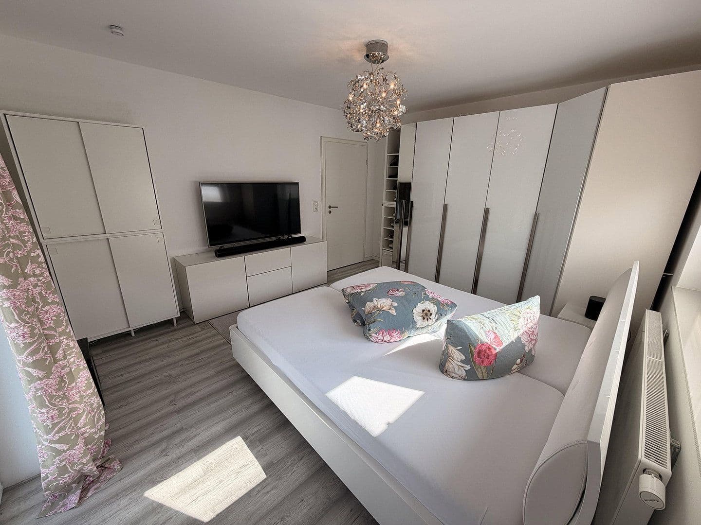Predaj domu 225 m², pozemok 350 m², Aystetten, Bavorsko Predaj domu 225 m², pozemok 350 m², Aystetten, Bavorsko