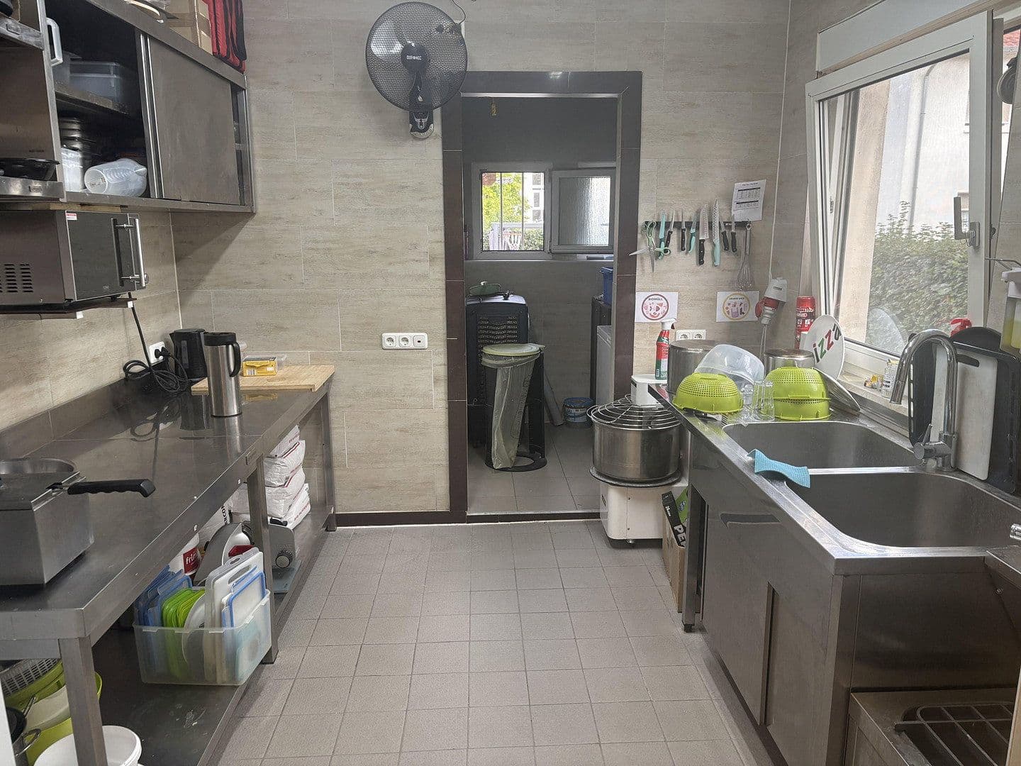 Predaj domu 173 m², pozemok 455 m², Rheinstraße 52, Ingelheim am Rhein, Porýnie-Falcko Predaj domu 173 m², pozemok 455 m², Rheinstraße 52, Ingelheim am Rhein, Porýnie-Falcko