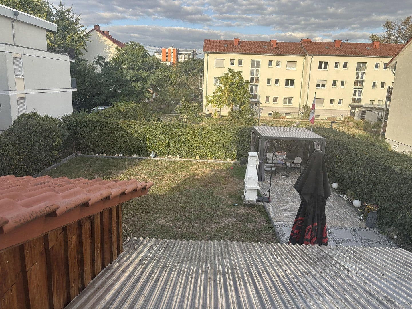 Predaj domu 173 m², pozemok 455 m², Rheinstraße 52, Ingelheim am Rhein, Porýnie-Falcko Predaj domu 173 m², pozemok 455 m², Rheinstraße 52, Ingelheim am Rhein, Porýnie-Falcko