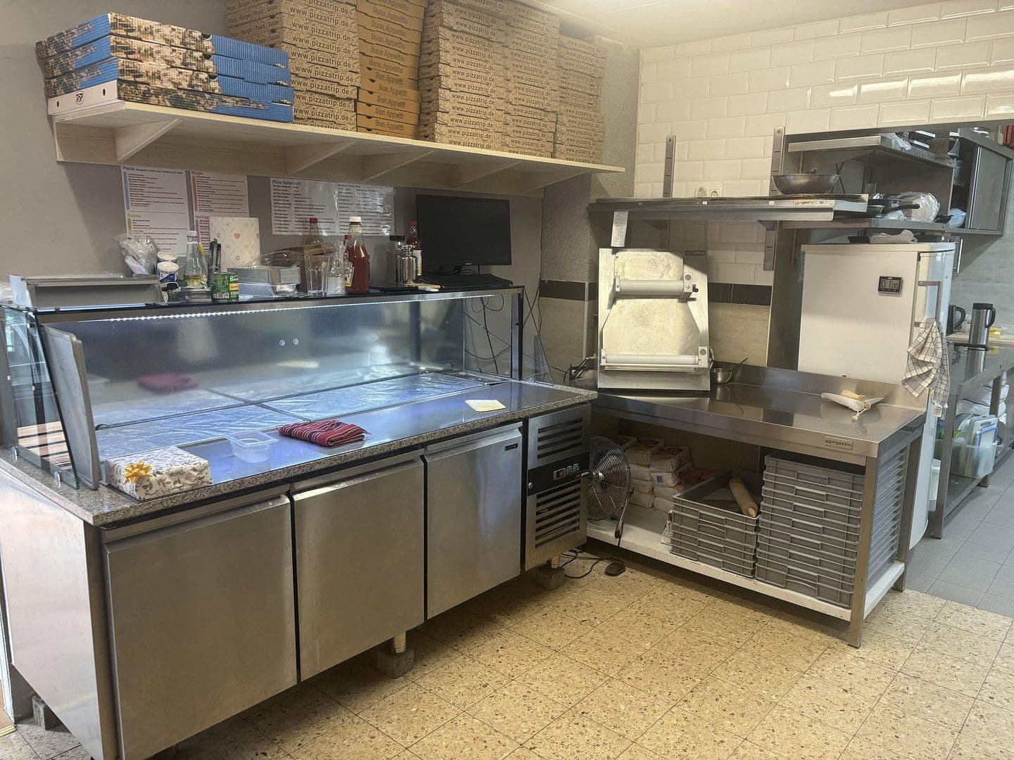 Predaj domu 173 m², pozemok 455 m², Rheinstraße 52, Ingelheim am Rhein, Porýnie-Falcko Predaj domu 173 m², pozemok 455 m², Rheinstraße 52, Ingelheim am Rhein, Porýnie-Falcko
