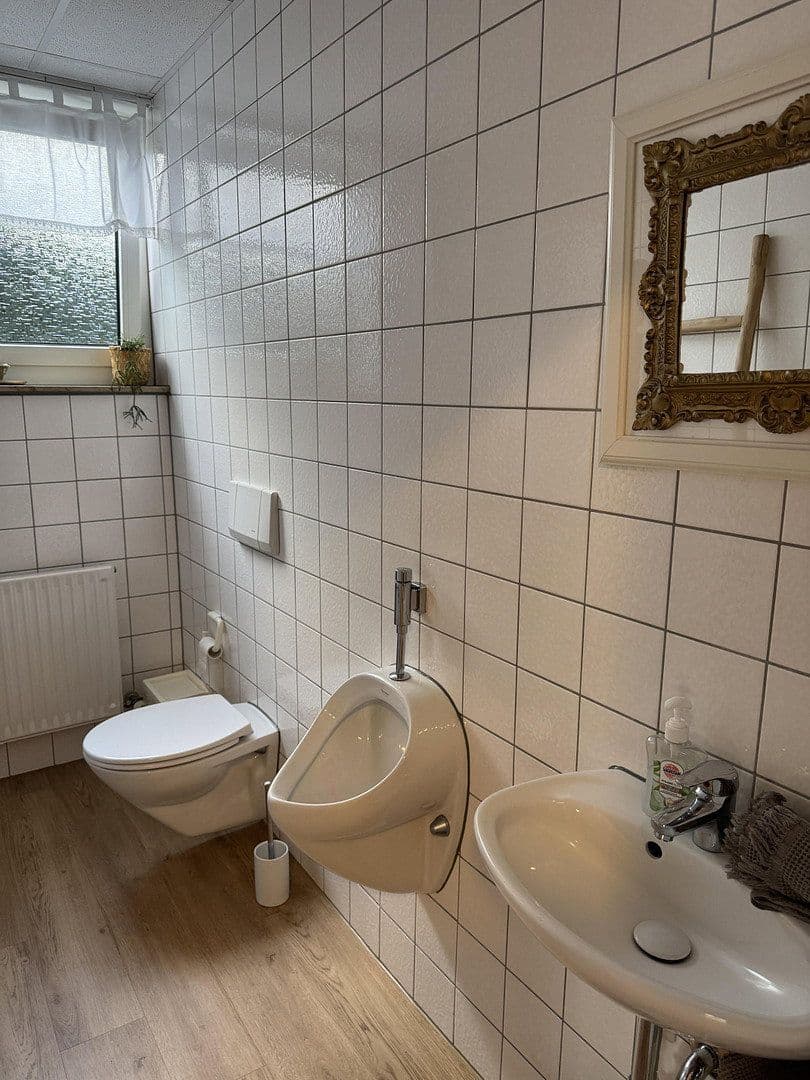 Prenájom kancelárie 140 m², Bietigheim-Bissingen, Bádensko-Wurttembersko Prenájom kancelárie 140 m², Bietigheim-Bissingen, Bádensko-Wurttembersko