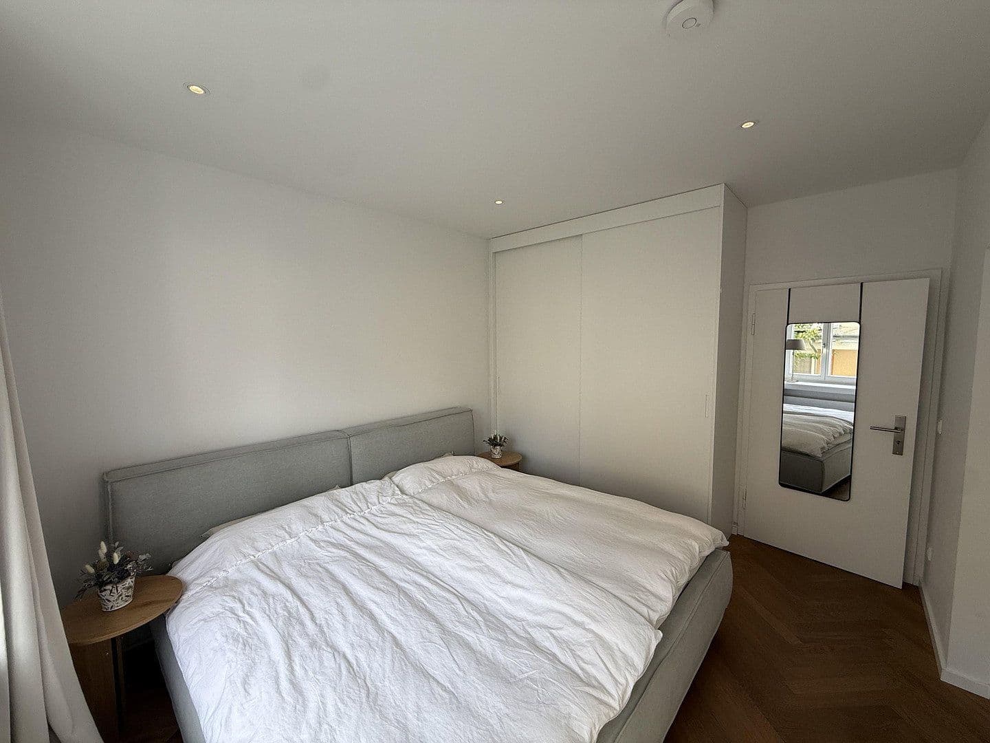 Prenájom bytu 4-izbový 157 m², Kassel, Hesensko Prenájom bytu 4-izbový 157 m², Kassel, Hesensko