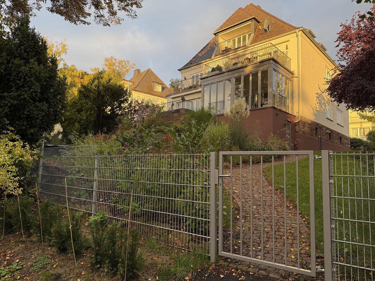 Prenájom bytu 4-izbový 157 m², Kassel, Hesensko Prenájom bytu 4-izbový 157 m², Kassel, Hesensko