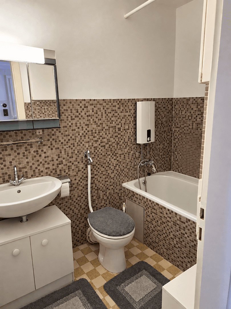 Predaj bytu 3-izbový 66 m², Duisburg, Severné Porýnie - Westfálsko Predaj bytu 3-izbový 66 m², Duisburg, Severné Porýnie - Westfálsko