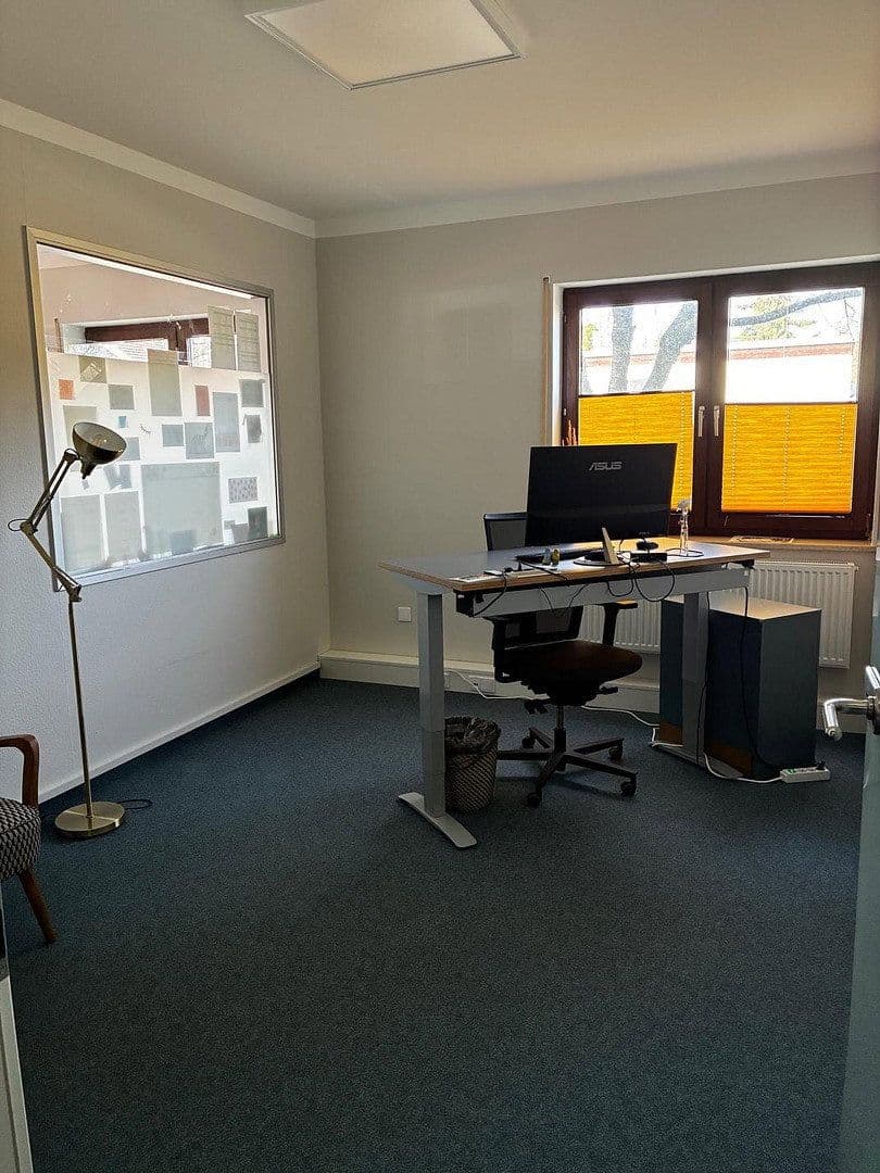 Prenájom kancelárie 88 m², Rudolf Diesel Strasse 7, Landsbeerg am Lech, Bavorsko Prenájom kancelárie 88 m², Rudolf Diesel Strasse 7, Landsbeerg am Lech, Bavorsko