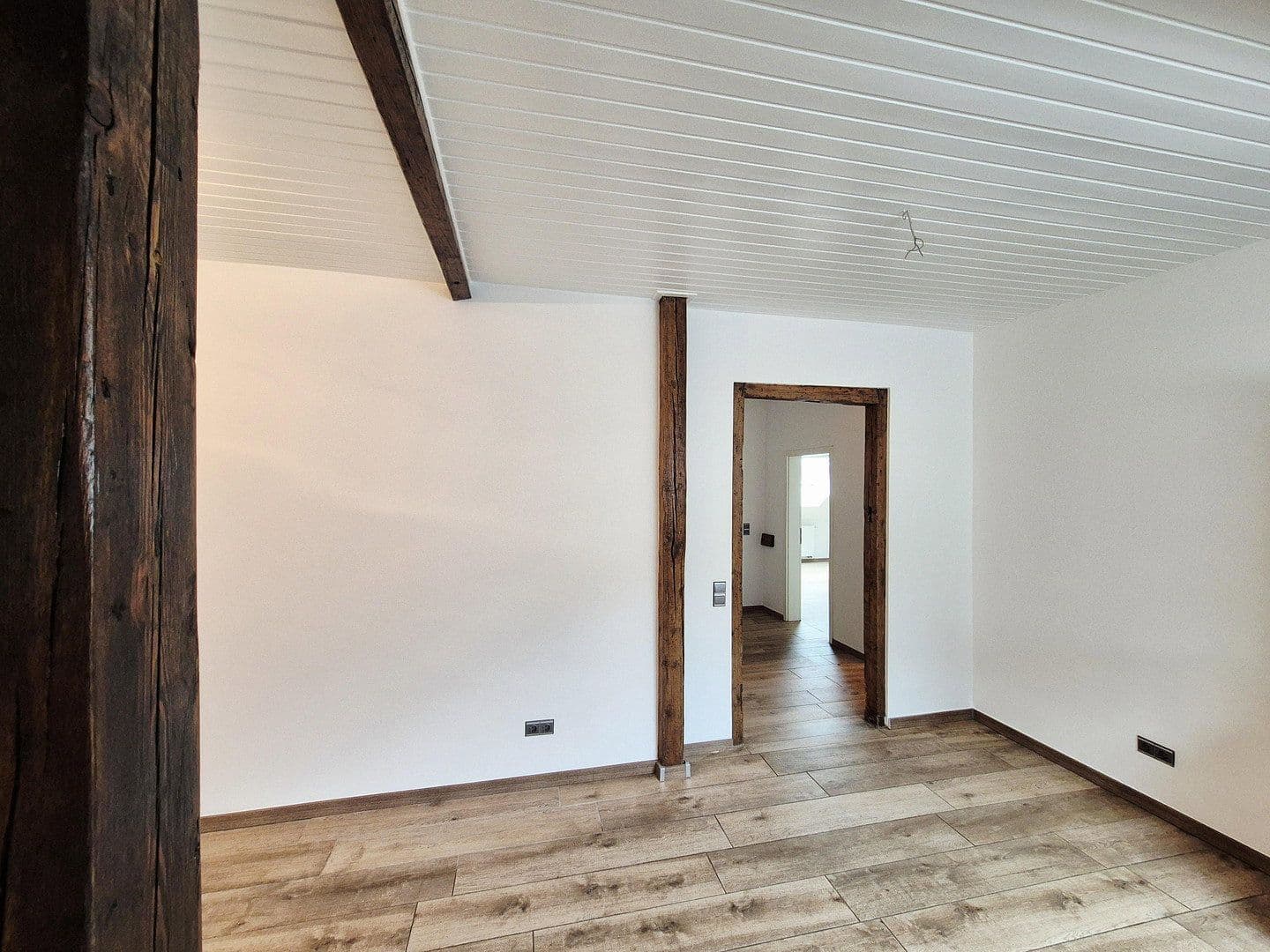Prenájom bytu 3-izbový 90 m², Wesel, Severné Porýnie - Westfálsko Prenájom bytu 3-izbový 90 m², Wesel, Severné Porýnie - Westfálsko