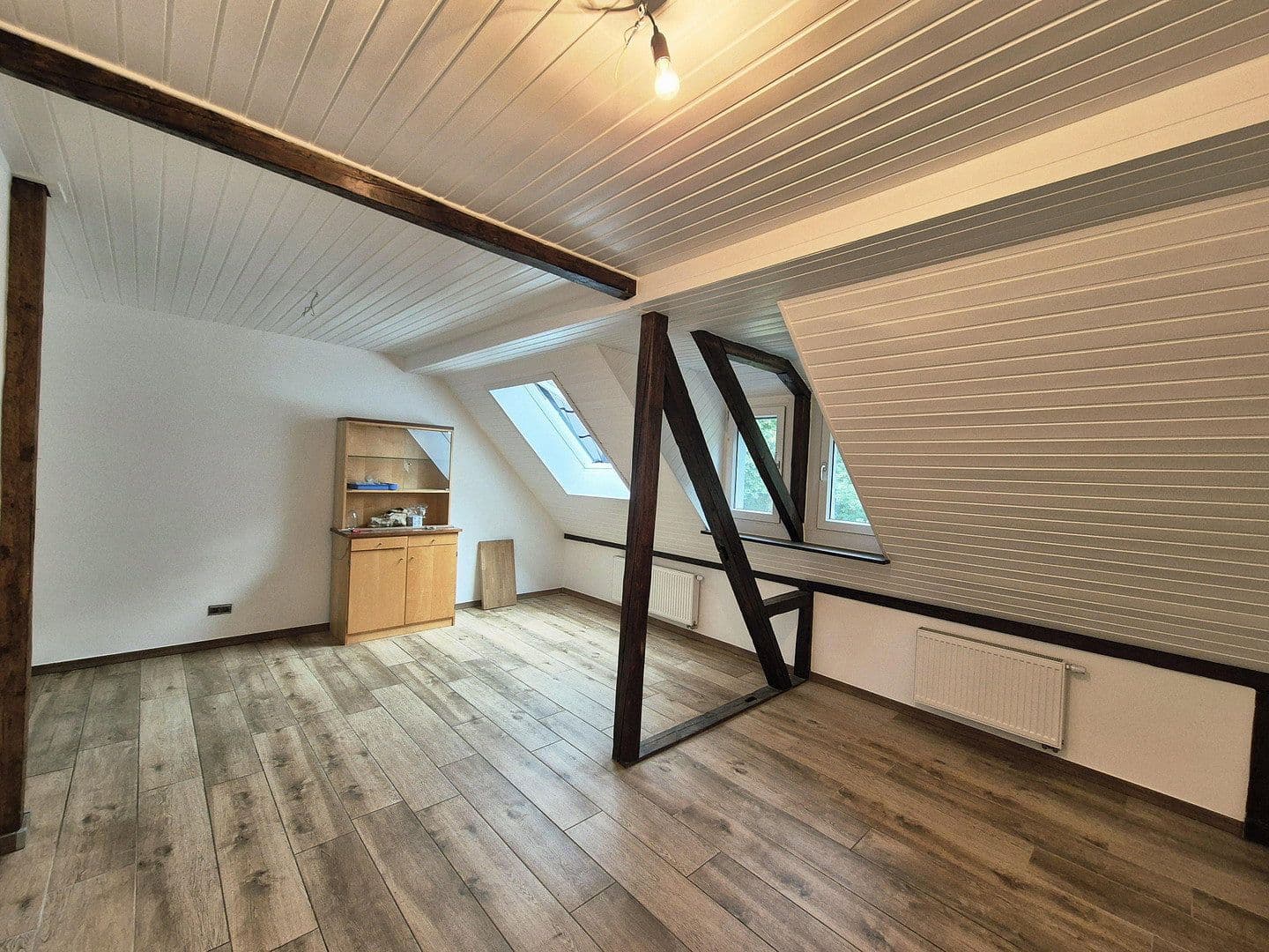 Prenájom bytu 3-izbový 90 m², Wesel, Severné Porýnie - Westfálsko Prenájom bytu 3-izbový 90 m², Wesel, Severné Porýnie - Westfálsko