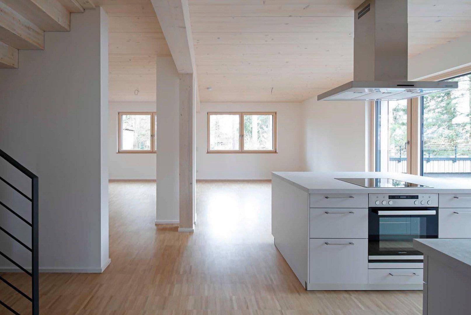 Prenájom bytu 5-izbový 150 m², Wielandstr.5b, Zirndorf, Bavorsko Prenájom bytu 5-izbový 150 m², Wielandstr.5b, Zirndorf, Bavorsko