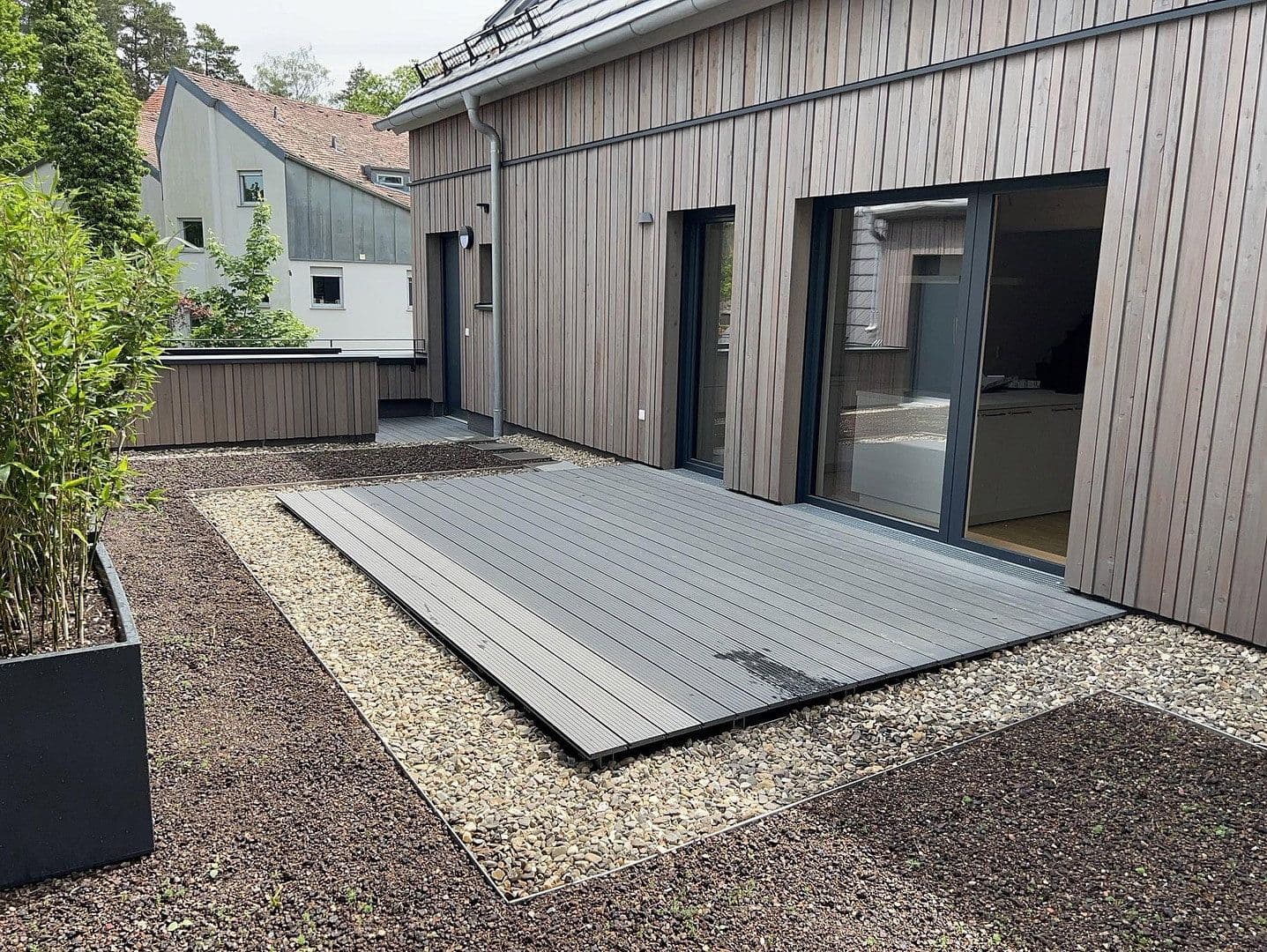 Prenájom bytu 5-izbový 150 m², Wielandstr.5b, Zirndorf, Bavorsko Prenájom bytu 5-izbový 150 m², Wielandstr.5b, Zirndorf, Bavorsko