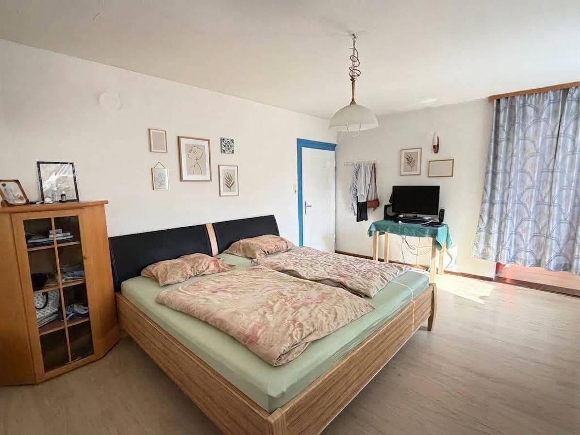 Predaj domu 295 m², pozemok 140 m², Gunzenhausen, Bavorsko Predaj domu 295 m², pozemok 140 m², Gunzenhausen, Bavorsko
