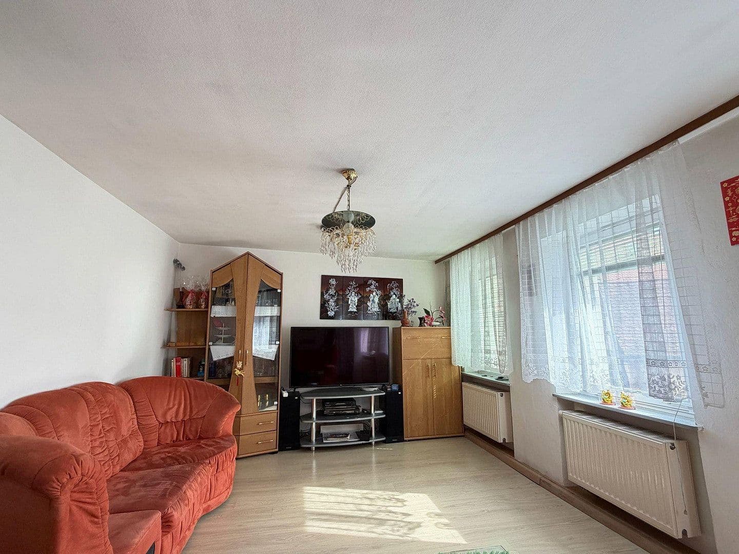 Predaj domu 295 m², pozemok 140 m², Gunzenhausen, Bavorsko Predaj domu 295 m², pozemok 140 m², Gunzenhausen, Bavorsko