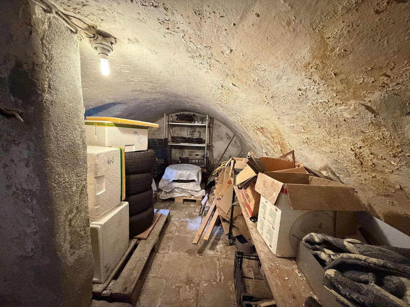 Predaj domu 295 m², pozemok 140 m², Gunzenhausen, Bavorsko Predaj domu 295 m², pozemok 140 m², Gunzenhausen, Bavorsko