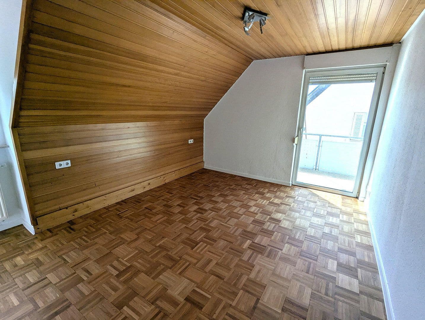 Prenájom bytu 4-izbový 78 m², Im Geiger 75, Stuttgart, Bádensko-Wurttembersko Prenájom bytu 4-izbový 78 m², Im Geiger 75, Stuttgart, Bádensko-Wurttembersko