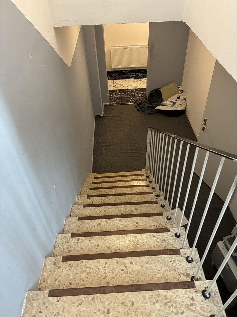 Prenájom kancelárie 400 m², Harffstr 109b, Düsseldorf, Severné Porýnie - Westfálsko Prenájom kancelárie 400 m², Harffstr 109b, Düsseldorf, Severné Porýnie - Westfálsko
