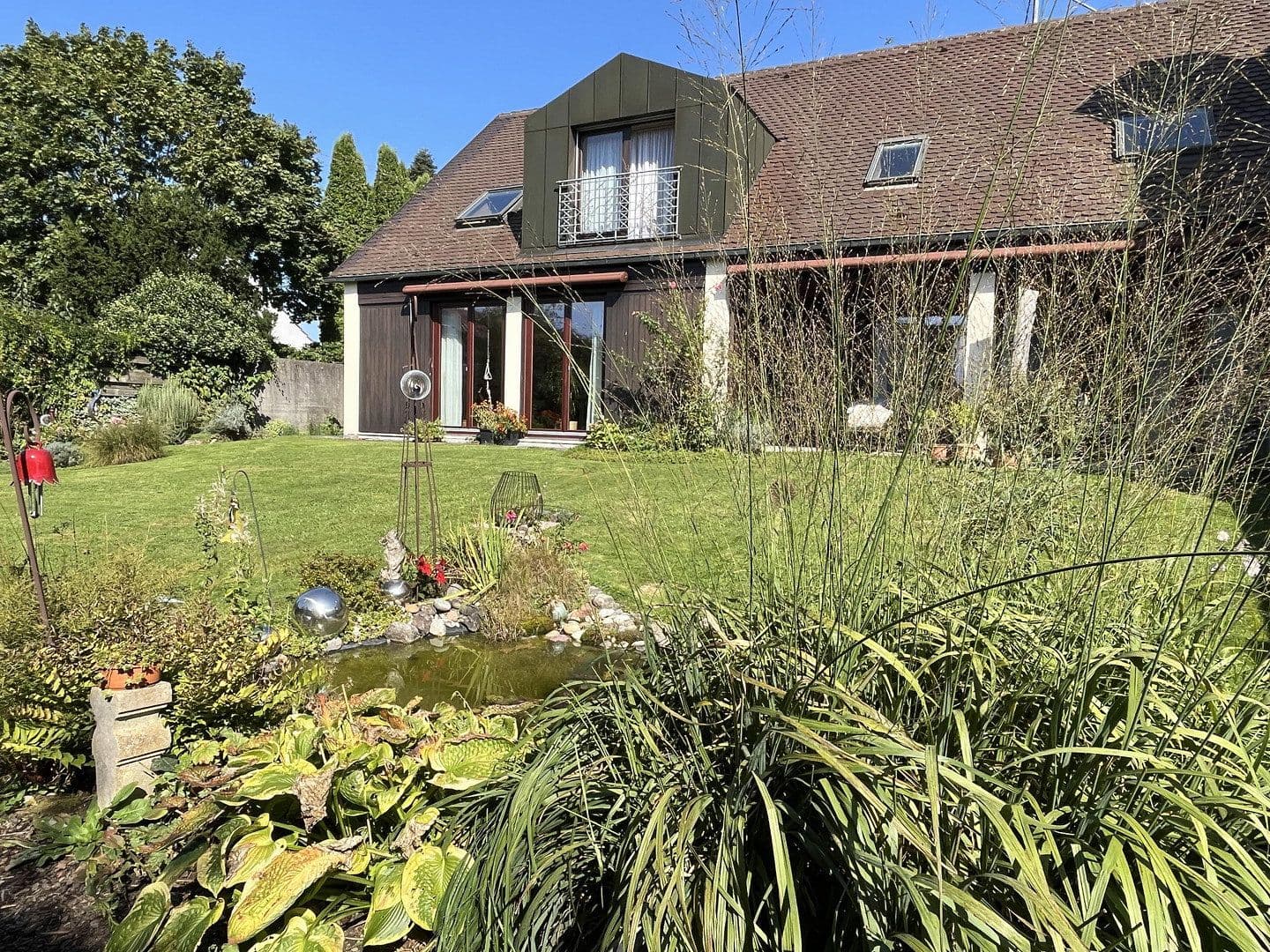 Predaj domu 230 m², pozemok 598 m², Adelsried, Bavorsko Predaj domu 230 m², pozemok 598 m², Adelsried, Bavorsko