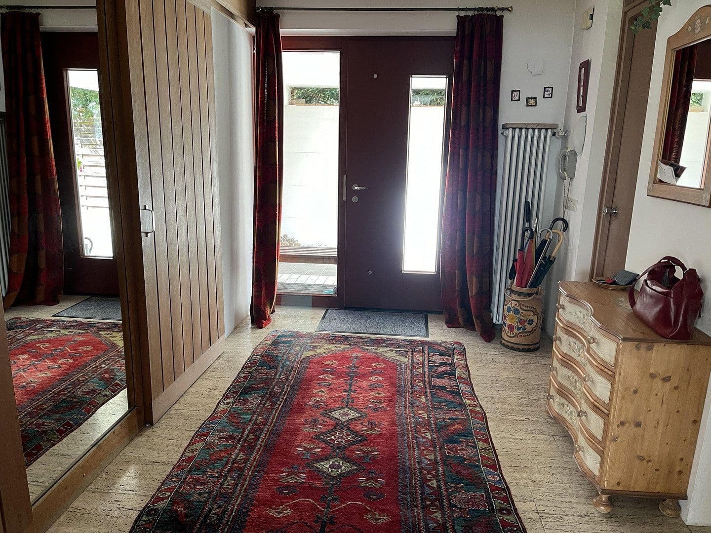 Predaj domu 230 m², pozemok 598 m², Adelsried, Bavorsko Predaj domu 230 m², pozemok 598 m², Adelsried, Bavorsko
