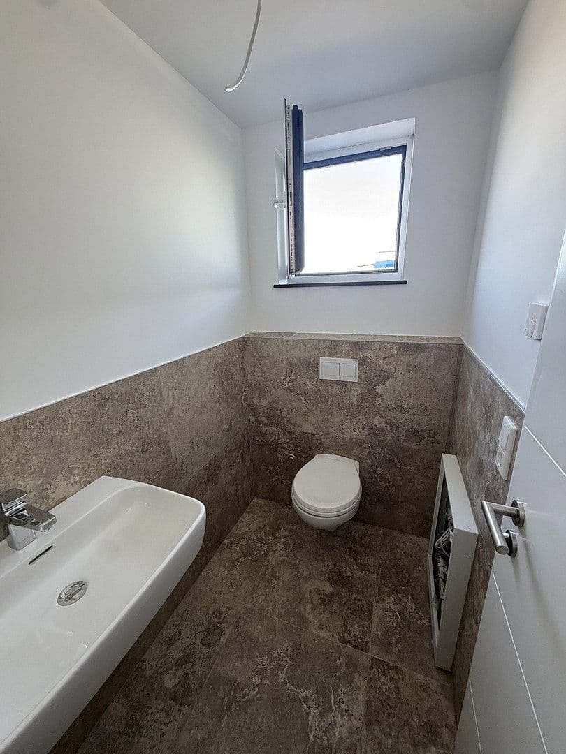 Prenájom nebytového priestoru 40 m², Am Römerhof 16, Münzenberg, Hesensko Prenájom nebytového priestoru 40 m², Am Römerhof 16, Münzenberg, Hesensko