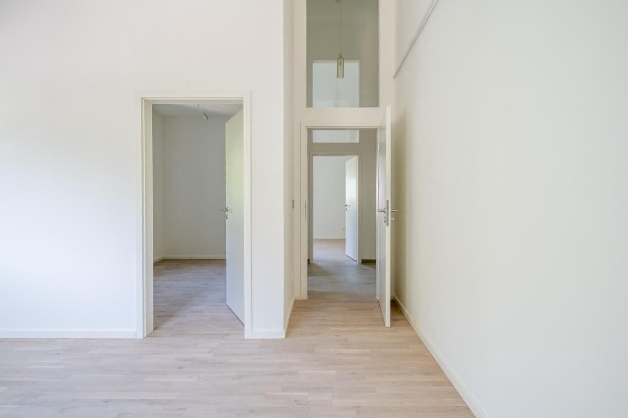 Prenájom kancelárie 135 m², Dinauer Straße 1, Kallmünz, Bavorsko Prenájom kancelárie 135 m², Dinauer Straße 1, Kallmünz, Bavorsko