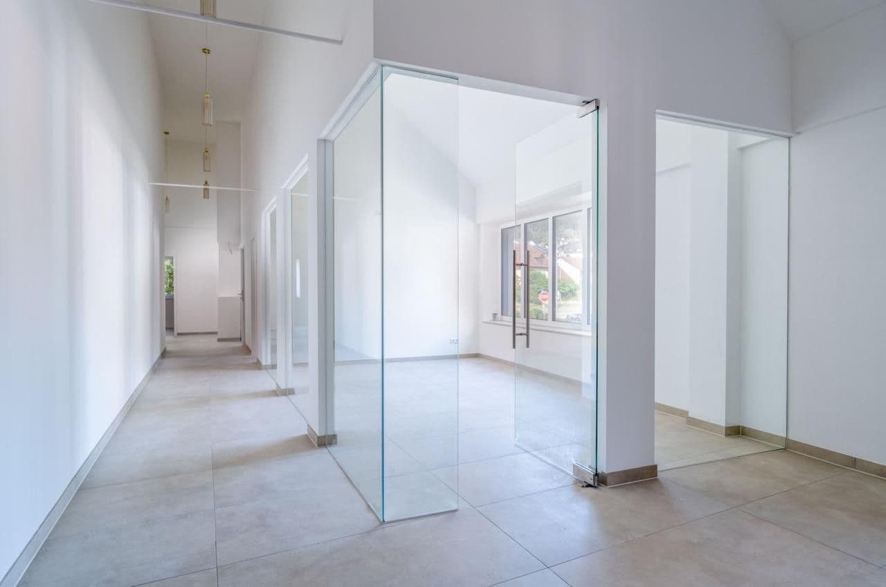 Prenájom kancelárie 135 m², Dinauer Straße 1, Kallmünz, Bavorsko Prenájom kancelárie 135 m², Dinauer Straße 1, Kallmünz, Bavorsko
