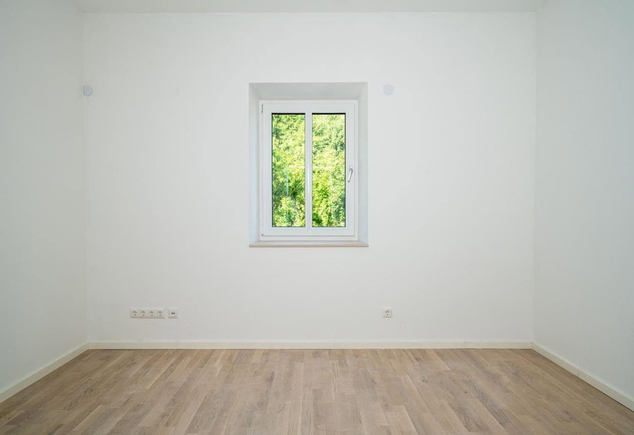 Prenájom kancelárie 135 m², Dinauer Straße 1, Kallmünz, Bavorsko Prenájom kancelárie 135 m², Dinauer Straße 1, Kallmünz, Bavorsko