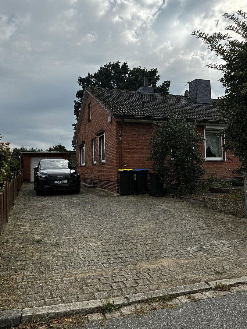 Predaj domu 170 m², pozemok 990 m², Wohltorf, Šlezvicko-Holštajnsko Predaj domu 170 m², pozemok 990 m², Wohltorf, Šlezvicko-Holštajnsko