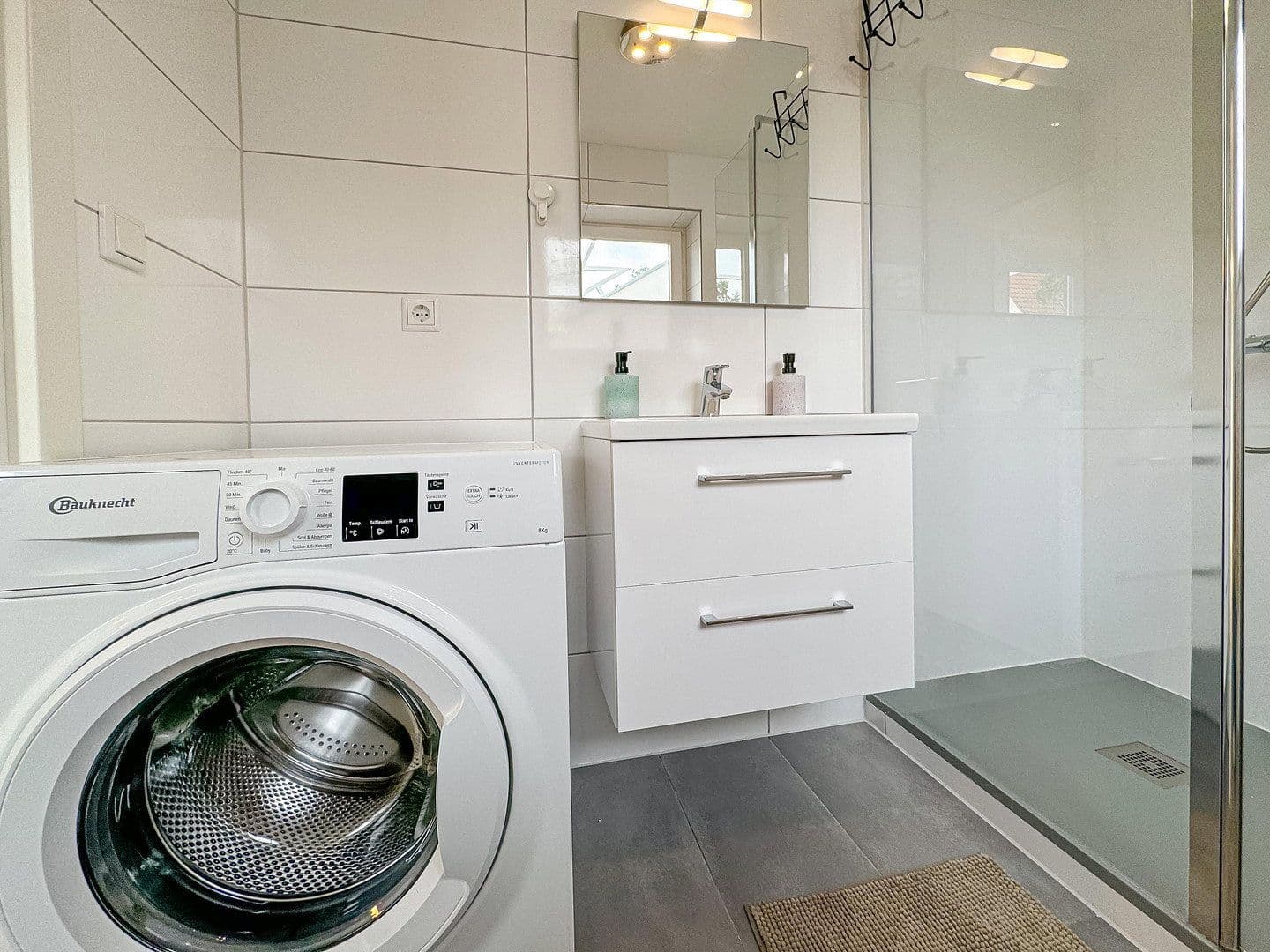 Predaj domu 88 m², pozemok 240 m², Grambker Heerstraße 118A, Bremen, Brémy Predaj domu 88 m², pozemok 240 m², Grambker Heerstraße 118A, Bremen, Brémy