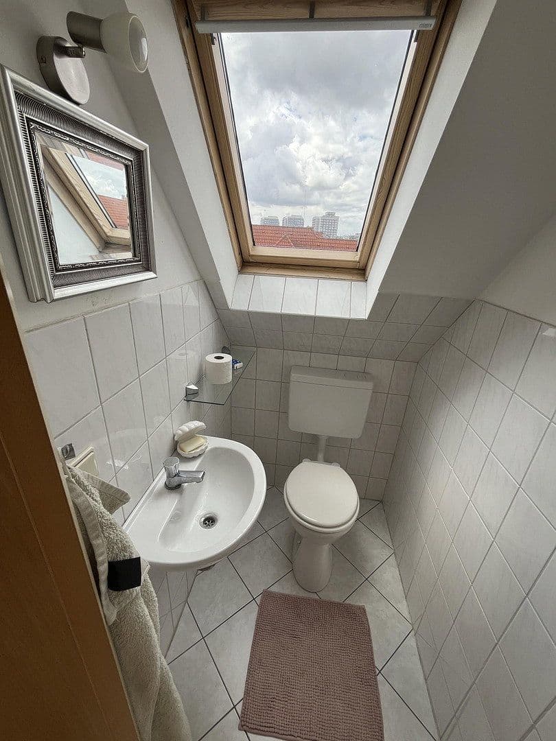 Prenájom bytu 2-izbový 67 m², Erfurt, Durínsko Prenájom bytu 2-izbový 67 m², Erfurt, Durínsko