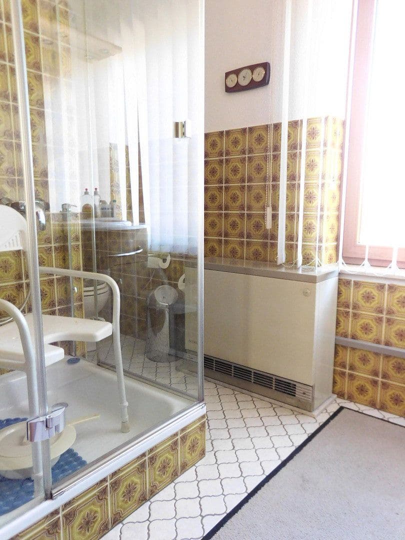 Predaj domu 96 m², pozemok 290 m², Kreuzstrasse 32, Baesweiler, Severné Porýnie - Westfálsko Predaj domu 96 m², pozemok 290 m², Kreuzstrasse 32, Baesweiler, Severné Porýnie - Westfálsko