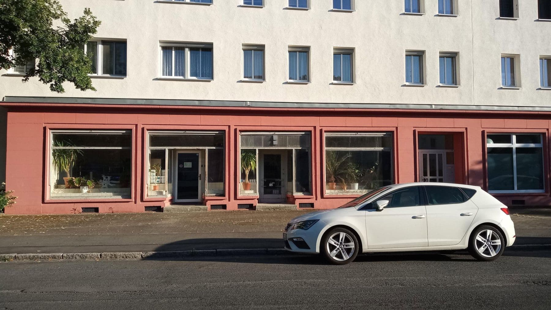 Prenájom kancelárie 183 m², Ring 72, Markkleeberg, Sasko Prenájom kancelárie 183 m², Ring 72, Markkleeberg, Sasko