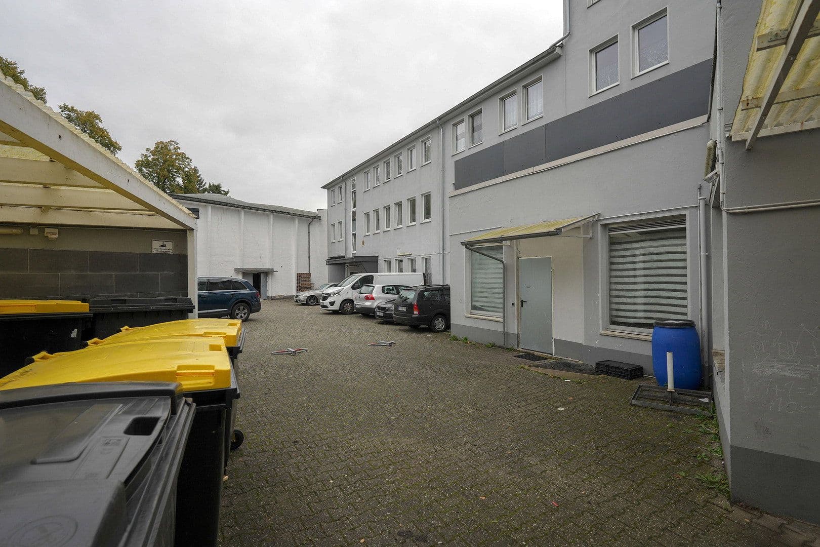 Predaj domu 1.780 m², pozemok 1.162 m², Konstantinplatz.5, Nordrhein-Westfalen - Mönchengladbach, Severné Porýnie - Westfálsko Predaj domu 1.780 m², pozemok 1.162 m², Konstantinplatz.5, Nordrhein-Westfalen - Mönchengladbach, Severné Porýnie - Westfálsko