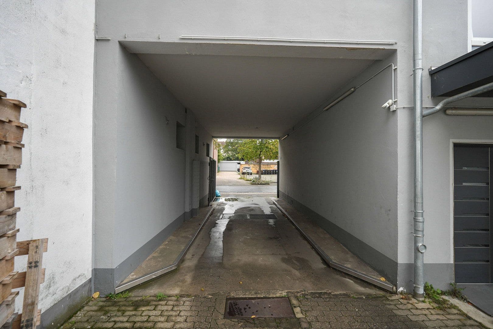 Predaj domu 1.780 m², pozemok 1.162 m², Konstantinplatz.5, Nordrhein-Westfalen - Mönchengladbach, Severné Porýnie - Westfálsko Predaj domu 1.780 m², pozemok 1.162 m², Konstantinplatz.5, Nordrhein-Westfalen - Mönchengladbach, Severné Porýnie - Westfálsko