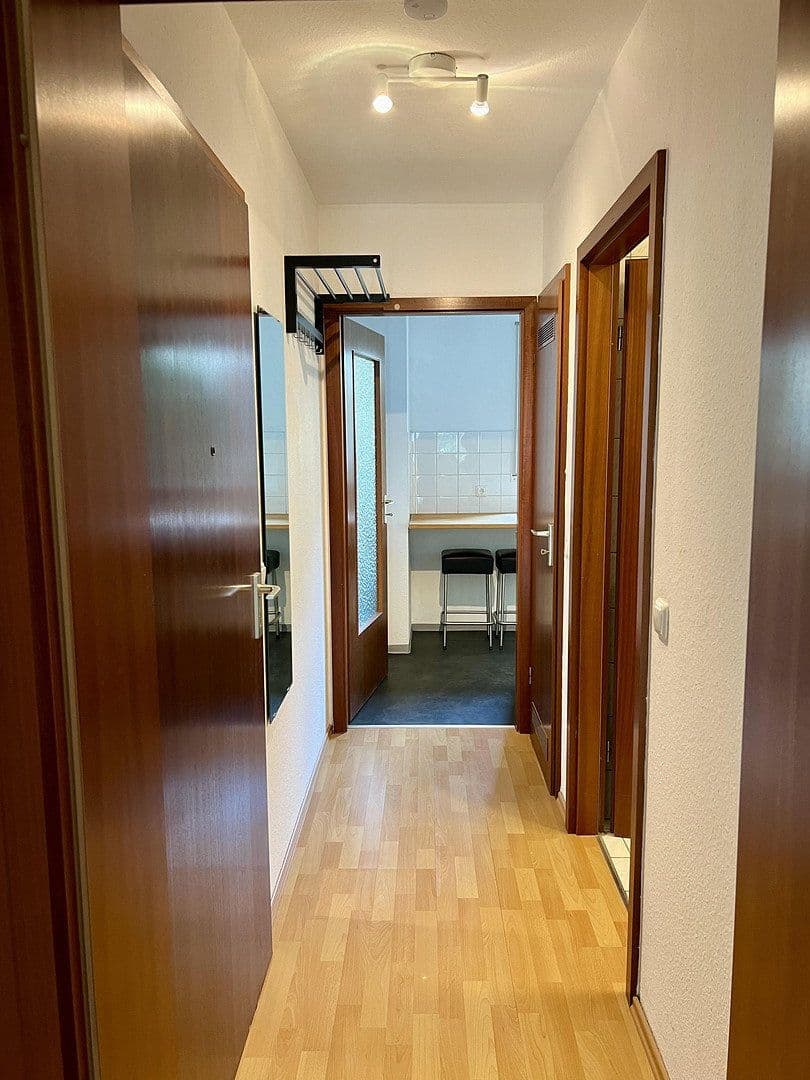 Prenájom bytu 1-izbový 42 m², Erlangen, Bavorsko Prenájom bytu 1-izbový 42 m², Erlangen, Bavorsko