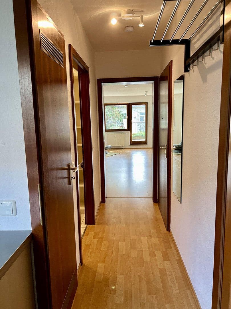Prenájom bytu 1-izbový 42 m², Erlangen, Bavorsko Prenájom bytu 1-izbový 42 m², Erlangen, Bavorsko