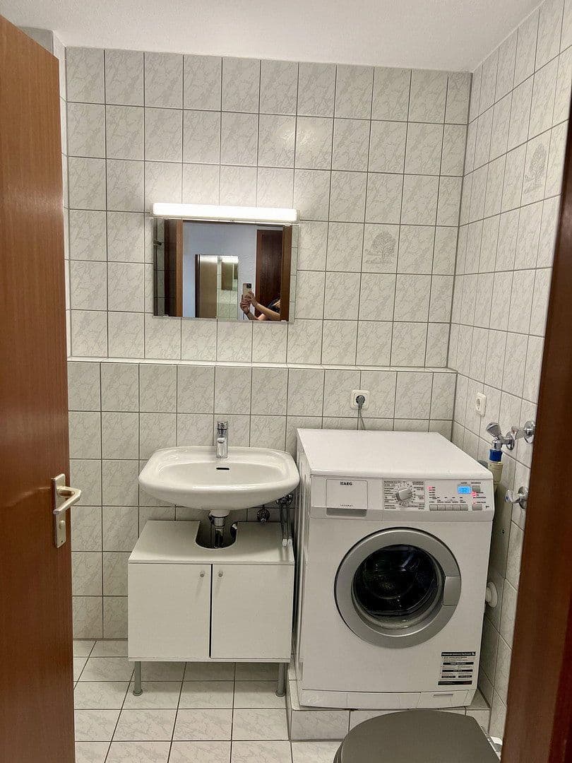 Prenájom bytu 1-izbový 42 m², Erlangen, Bavorsko Prenájom bytu 1-izbový 42 m², Erlangen, Bavorsko