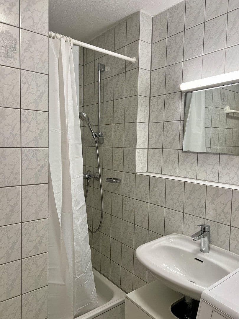 Prenájom bytu 1-izbový 42 m², Erlangen, Bavorsko Prenájom bytu 1-izbový 42 m², Erlangen, Bavorsko
