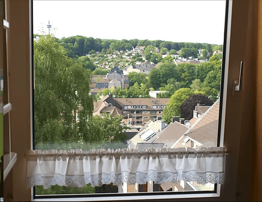 Prenájom bytu 1-izbový 35 m², Wuppertal, Severné Porýnie - Westfálsko Prenájom bytu 1-izbový 35 m², Wuppertal, Severné Porýnie - Westfálsko