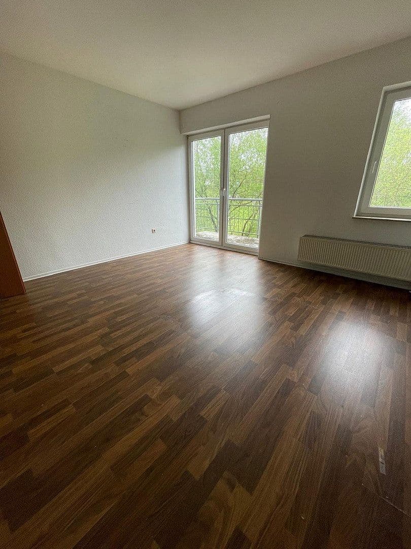 Prenájom bytu 3-izbový 74 m², Siegener Straße 5a, Reichshof, Severné Porýnie - Westfálsko Prenájom bytu 3-izbový 74 m², Siegener Straße 5a, Reichshof, Severné Porýnie - Westfálsko