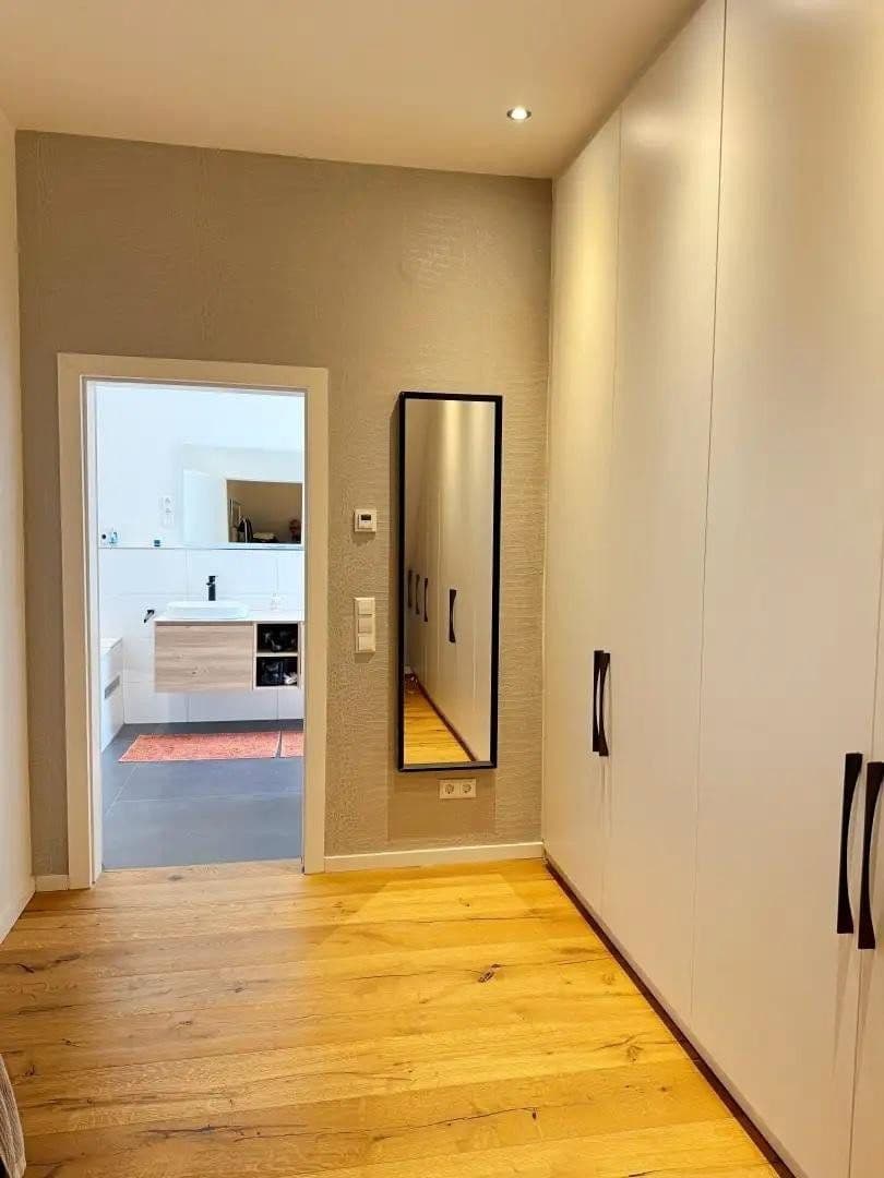Predaj domu 460 m², pozemok 447 m², Karlsruhe, Bádensko-Wurttembersko Predaj domu 460 m², pozemok 447 m², Karlsruhe, Bádensko-Wurttembersko