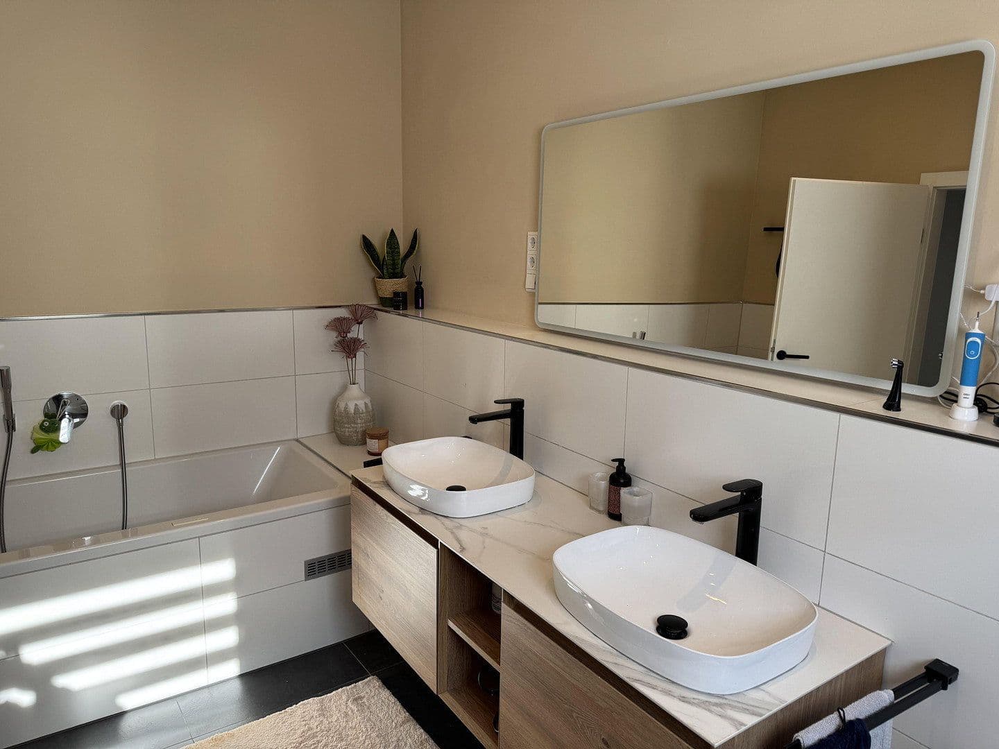 Predaj domu 460 m², pozemok 447 m², Karlsruhe, Bádensko-Wurttembersko Predaj domu 460 m², pozemok 447 m², Karlsruhe, Bádensko-Wurttembersko